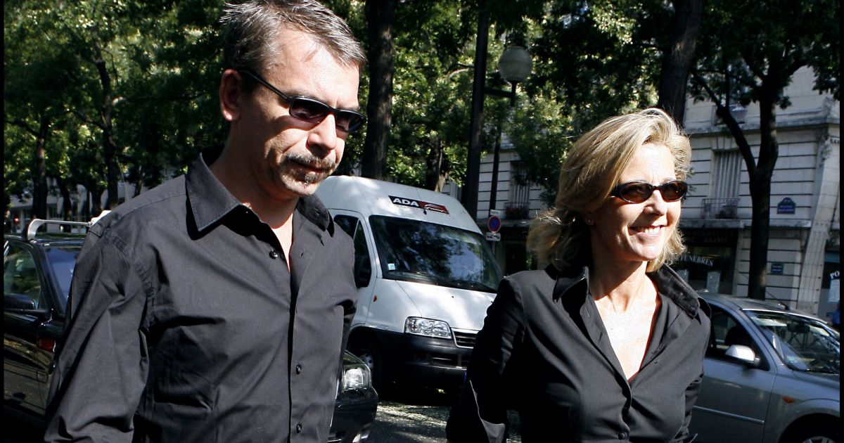 Claire Chazal et Philippe Torreton Funérailles de Gérard Oury au cimetière de Montparnasse en Claire Chazal et Philippe Torreton Funérailles de Gérard Oury au cimetière de Montparnasse en