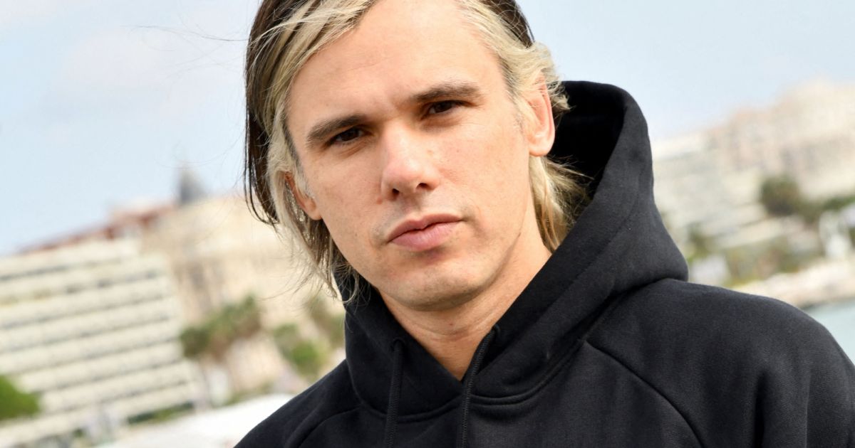 Montre Jamais Ca A Personne Orelsan Orelsan durant un Photocall pour la série Montre jamais ça à personne