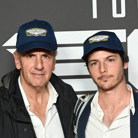 Bernard de La Villardière avec son fils Nicolas - Avant-première du film "Top Gun Maverick" à l'UGC Normandie à Paris le 19 mai 2022. © Coadic Guirec/Bestimage