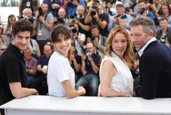 Louis Garrel, Maïwenn, Emmanuelle Bercot et Vincent Cassel - Photocall du film "Mon Roi" lors du 68ème Festival International du Film de Cannes. Cannes, le 17 mai 2015