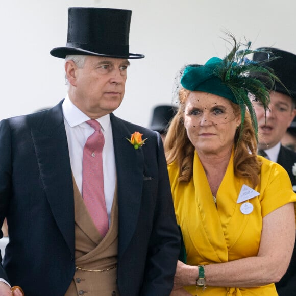 Le prince Andrew, duc d'York, Sarah Ferguson lors des courses de chevaux à Ascot.