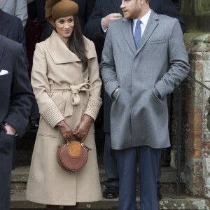 Meghan Markle et son fiancé le prince Harry - La famille royale d'Angleterre arrive à la messe de Noël à l'église Sainte-Marie-Madeleine à Sandringham, le 25 décembre 2017. 