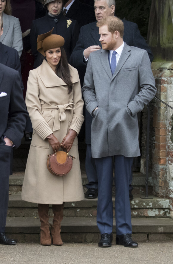 Meghan Markle et son fiancé le prince Harry - La famille royale d'Angleterre arrive à la messe de Noël à l'église Sainte-Marie-Madeleine à Sandringham, le 25 décembre 2017. 