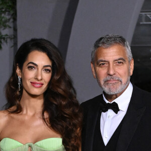Amal Clooney et son mari George Clooney - Photocall de la 2ème édition du gala annuel du musée de l'Académie à l'Academy Museum of Motion Pictures de Los Angeles, Californie, Etats-Unis, le 15 octobre 2022.
