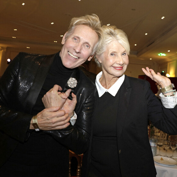 Plastic Bertrand, Danièle Gilbert - L'association Citéstars fête son 24e anniversaire lors du dîner de gala de la 3e cérémonie des étoiles d'or dans les salons de l'hôtel Intercontinental à Paris. Le 16 octobre 2022. © Cédric Perrin/Bestimage