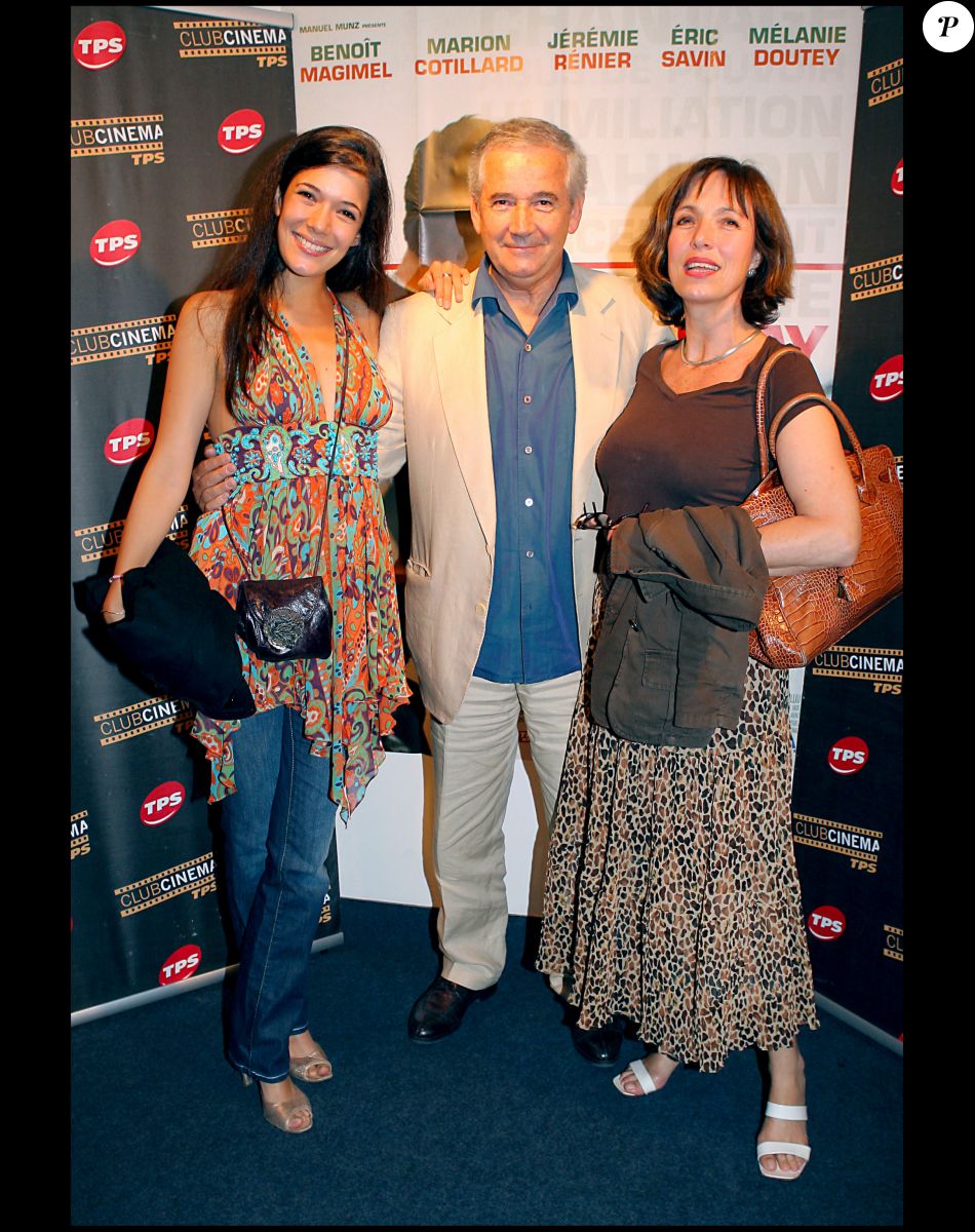 Alain Doutey, sa femme Arielle Séménoff et leur fille Mélanie Doutey.