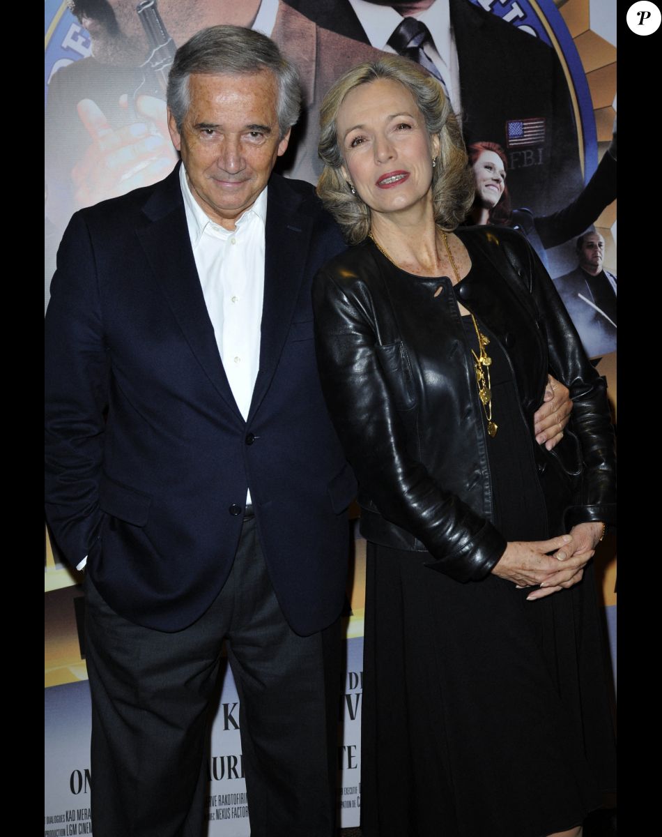 Alain Doutey et sa femme Arielle Semenoff - Avant-premiere du film " Mais qui a re-tué Pamela Rose ? " au Gaumont Marignan à Paris le 2 Decembre 2012.