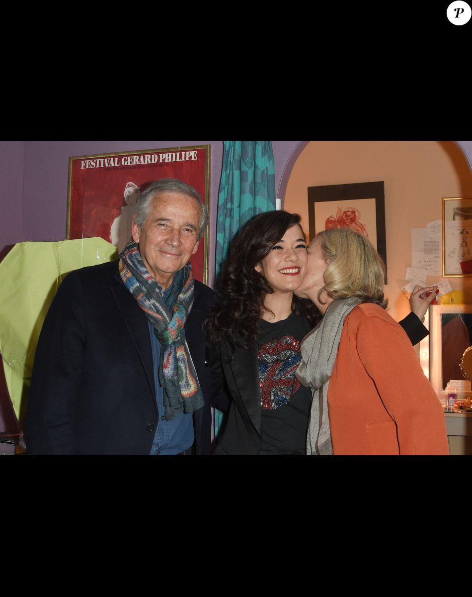 Mélanie Doutey avec ses parents Alain Doutey et Arielle Sémenoff - Générale de la pièce "Douce Amère" au théâtre des Bouffes-Parisiens à Paris le 26 mars 2018. © Coadic Guirec/Bestimage.