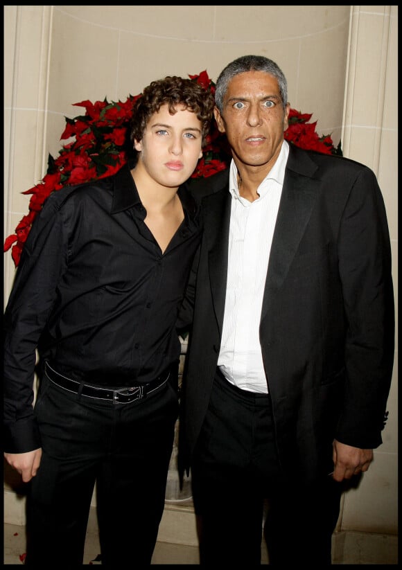 Samy Naceri et son fils Julian - Soirée de gala des prix "The Best 2008" à l'hôtel Bristol à Paris le 1er décembre 2008
