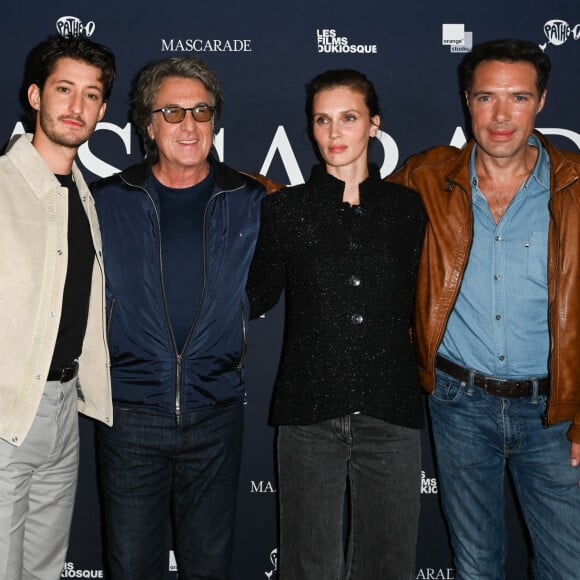 Pierre Niney, François Cluzet, Marine Vacth et Nicolas Bedos - Avant-première du film "Mascarade" au cinéma Pathé Wepler à Paris. Le 20 octobre 2022 © Coadic Guirec / Bestimage