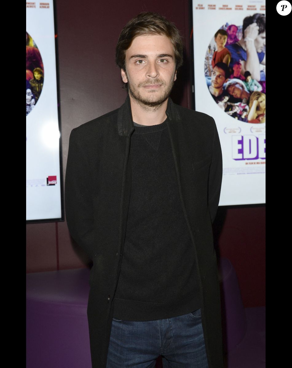 Roman Kolinka (fils de Marie Trintignant et de Richard Kolinka, l'ancien batteur du groupe Téléphone) - Avant-première du film "Eden" au cinéma Gaumont Marignan à Paris, le 18 novembre 2014.