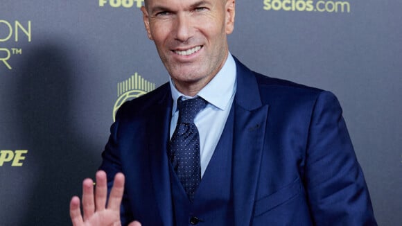 Zinedine Zidane pris en flagrant délit dans une boulangerie, l'improbable photo régale les internautes