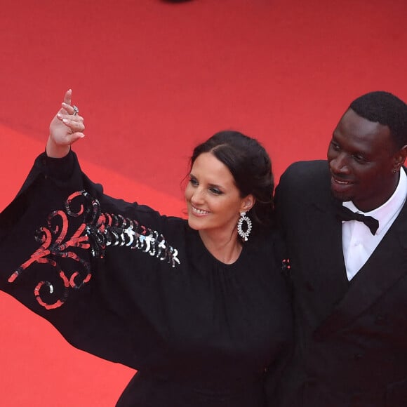 Omar Sy et sa femme Hélène - Montée des marches du film " Top Gun : Maverick " lors du 75ème Festival International du Film de Cannes. Le 18 mai 2022 © Giancarlo Gorassini / Bestimage 