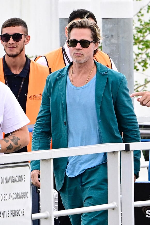 Brad Pitt à l'aéroport de Venise lors de la 79ème édition du festival international du film de Venise, la Mostra le 9 septembre.