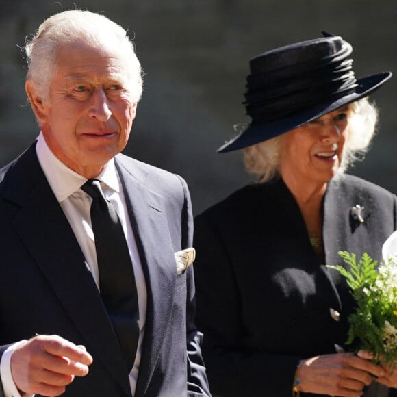 Le roi Charles III d'Angleterre et Camilla Parker Bowles, reine consort d'Angleterre - Messe en souvenir de la reine Elizabeth II à la cathédrale de Llandaff à Cardiff, "Service of Prayer and Reflection for the life of Queen Elizabeth II". Les funérailles de la souveraine se dérouleront à l'abbaye de Westminster à Londres. 