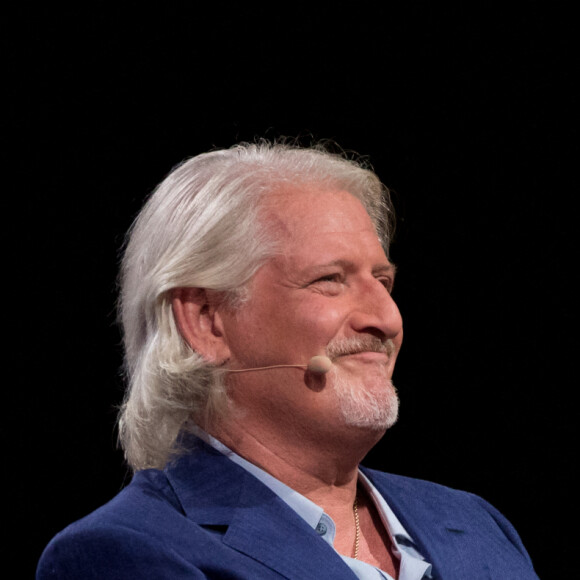 Exclusif - Patrick Sebastien - Enregistrement de l'émission "La Chanson secrète 6" à la Scène musicale à Paris, qui sera diffusée le 12 décembre sur TF1. Le 8 septembre 2020 Après le succès des précédentes éditions, " LA CHANSON SECRETE ", présentée par N.ALIAGAS et produite par DMLS TV, revient sur TF1. 8 artistes ne savent rien de ce qui va se passer pour eux ! Ils ont accepté de jouer le jeu, de se laisser totalement surprendre, émouvoir, parfois même déstabiliser car ils vont découvrir en même temps que les téléspectateurs une surprise : une chanson qui leur est chère revisitée et réinterprétée par un artiste. Des mises en scène spectaculaires au service de l'émotion... Et des émotions fortes pour l'artiste assis dans le fauteuil grâce à la venue sur le plateau de proches et d'invités inattendus. Les téléspectateurs seront aux premières loges pour vivre ces moments d'intimité musicale rare. © Gaffiot-Moreau / Bestimage 