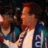 Arnold Scwharzenegger a eu l'honneur de porter la flamme olympique quelques heures avant le début de la cérémonie d'ouverture, 12 février 2010 !