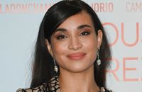 Camélia Jordana pimpante dans un look 70's : elle subjugue lors d'une avant-première bouleversante
