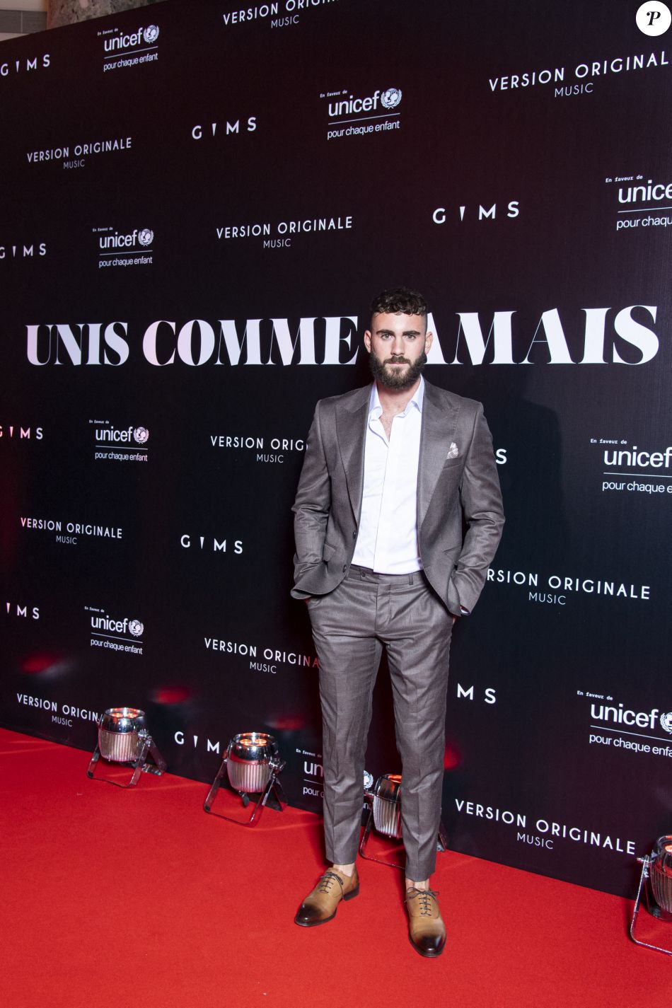 Illan Castronovo Au Photocall De La Soirée Unis Comme Jamais Au Profit ...