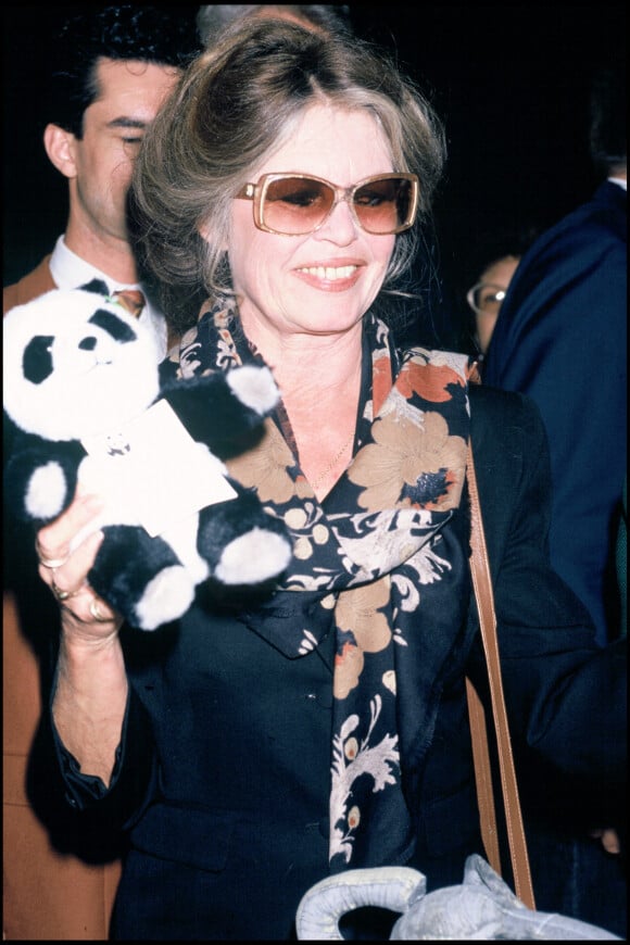 Archives - Brigitte Bardot à la journée de l'enfant et de l'animal le 7 octobre 1991