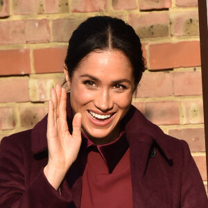 Meghan Markle, duchesse de Sussex (enceinte) se rend au centre culturel Al Manaar pour rendre visite aux femmes de la communauté Hubb à Londres, le 21 novembre 2018. 