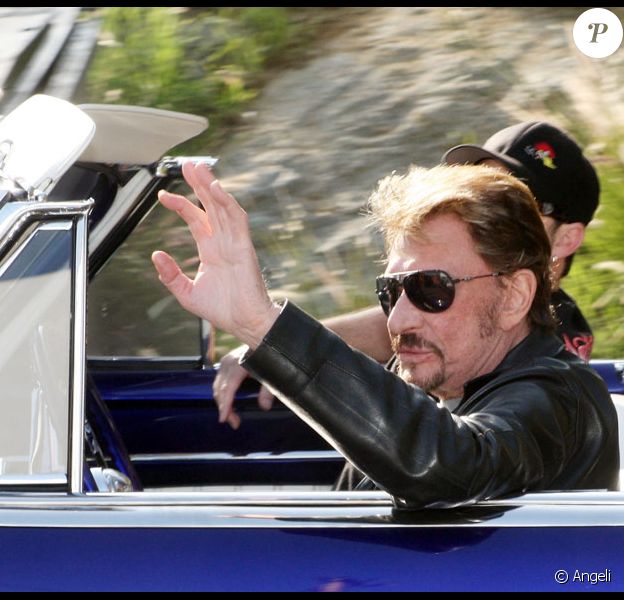 Quand Johnny Hallyday Se Fait Une Petite Viree Entre Potes Avec Son Nouveau Joujou Purepeople