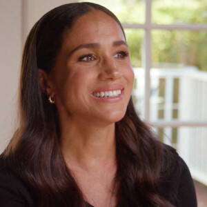 Meghan Markle révèle son goût prononcé pour le Scrabble dans une vidéo pour le magazine "Variety". Le 19 octobre 2022.