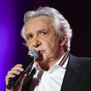 Michel Sardou - Enregistrement de l'émission "Bon Anniversaire Laurent Gerra" au Pavillon Baltard à Nogent-sur-Marne. © Pierre Perusseau/Bestimage.