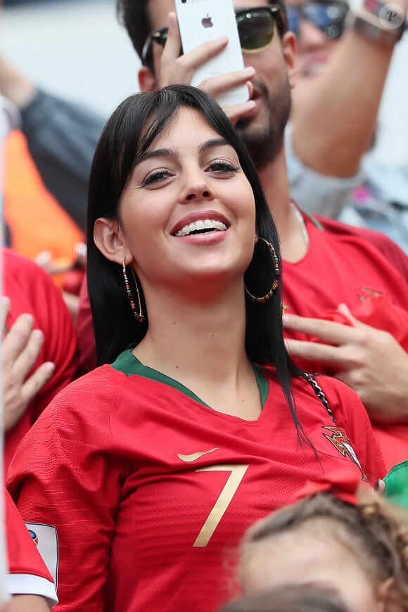 Georgina Rodriguez (supposée enceinte), la compagne de Cristiano Ronaldo dans les tribunes du match Portugal / Maroc lors de la coupe du monde 2018 en Russie à Moscou le 20 juin 2018. © Cyril Moreau / Bestimage