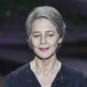 Charlotte Rampling sur scène lors de la 46ème cérémonie des César à l'Olympia à Paris le 12 mars 202. © Dominique Charriau/ Pool / Bestimage 