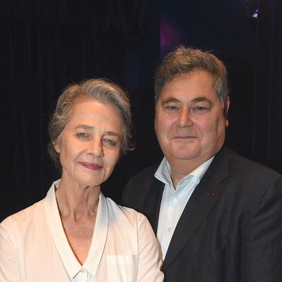 Exclusif - Charlotte Rampling et le fils de Simone Veil l'avocat Pierre-François Veil - Hommage "Une vie de combats" rendu à Simone Veil à l'Espace Culturel et Universitaire Juif d'Europe (ECUJE) à Paris le 27 juin 2019. © Erez Lichtfeld/Bestimage