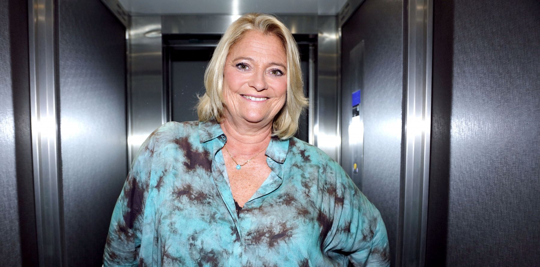 Son Mari Mari Marina Carrere D Encausse Mariage Marina Carrère d'Encausse, divorcée et "plus libre que jamais" : tendres  confidences sur son ex et ses enfants - Purepeople