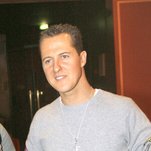 Michael Schumacher et sa femme Corinna - Premiere du film Astérix à Paris.