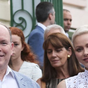 La princesse Charlene de Monaco, le prince Albert II de Monaco - La famille princière de Monaco lors du traditionnel Pique-nique "U Cavagnetu" des monégasques au parc princesse Antoinette à Monaco le 3 septembre 2022. © Claudia Albuquerque/Bestimage 