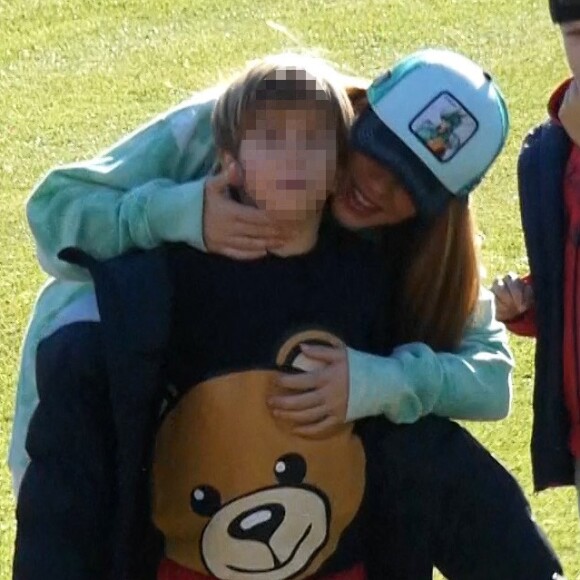 Gerard Pique et son ex-femme Shakira se croisent et s'ignorent totalement lors d'un match de baseball de leur fils Milan à Barcelone. Ils ne se sont ni regardés ni adressés la parole. Barcelone, le 19 novembre 2022.