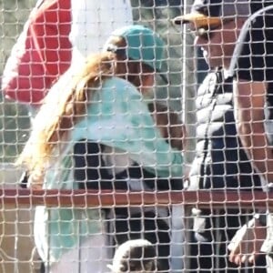 Gerard Pique et son ex-femme Shakira se croisent et s'ignorent totalement lors d'un match de baseball de leur fils Milan à Barcelone. Ils ne se sont ni regardés ni adressés la parole. Barcelone, le 19 novembre 2022.