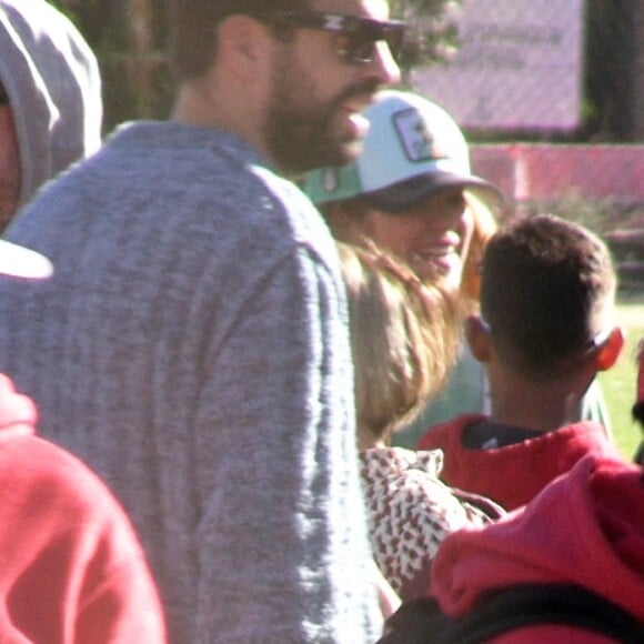 Gerard Pique et son ex-femme Shakira se croisent et s'ignorent totalement lors d'un match de baseball de leur fils Milan à Barcelone. Ils ne se sont ni regardés ni adressés la parole. Barcelone, le 19 novembre 2022.