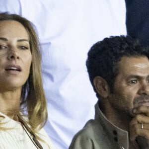 Mélissa Theuriau et son mari Jamel Debbouze au match aller de la Ligue des Champions entre le Paris Saint-Germain et la Juventus (2-1) au Parc des Princes à Paris le 6 septembre 2022.