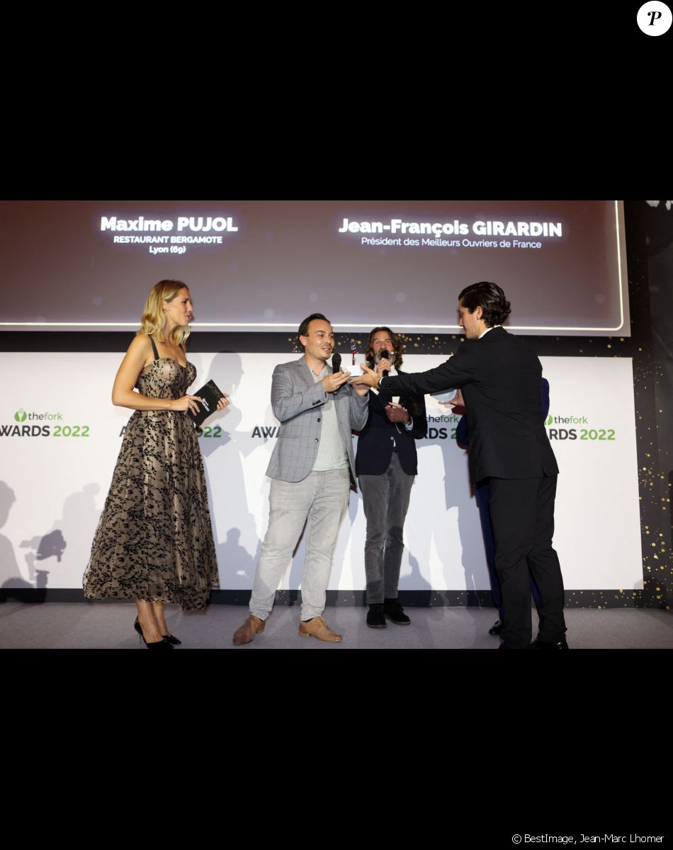 Exclusif - Soirée de Gala - TheFork Awards 2022 : Prix du Public à Maxime Pujol, restaurant Bergamote à Lyon, parrainé par Jérémy Galvan, au Palais de la Bourse de Bordeaux, le 21 novembre 2022 pour la remise des Trophées TheFork Awards 2022 © Jean-Marc Lhomer / Bestimage