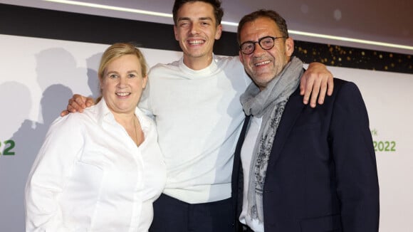 Top Chef : Consécration pour un ancien candidat, il célèbre avec sa belle chérie et Hélène Darroze