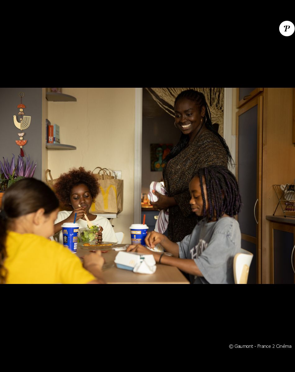 Image du film Neneh Superstar avec Oumy Bruni Garrel, la fille de Valeria Bruni-Tedeschi et Louis Garrel
