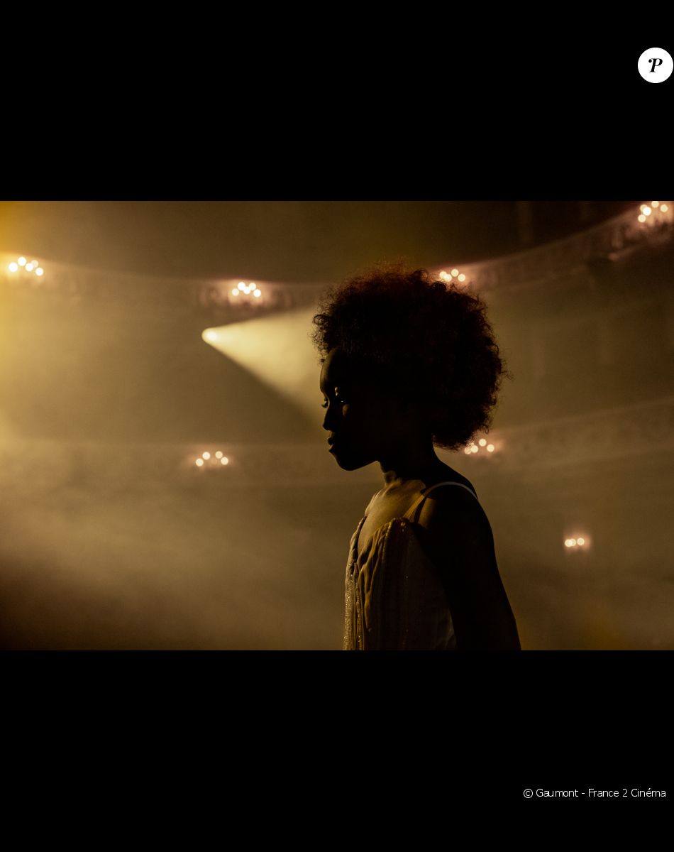 Image du film Neneh Superstar avec Oumy Bruni Garrel, la fille de Valeria Bruni-Tedeschi et Louis Garrel