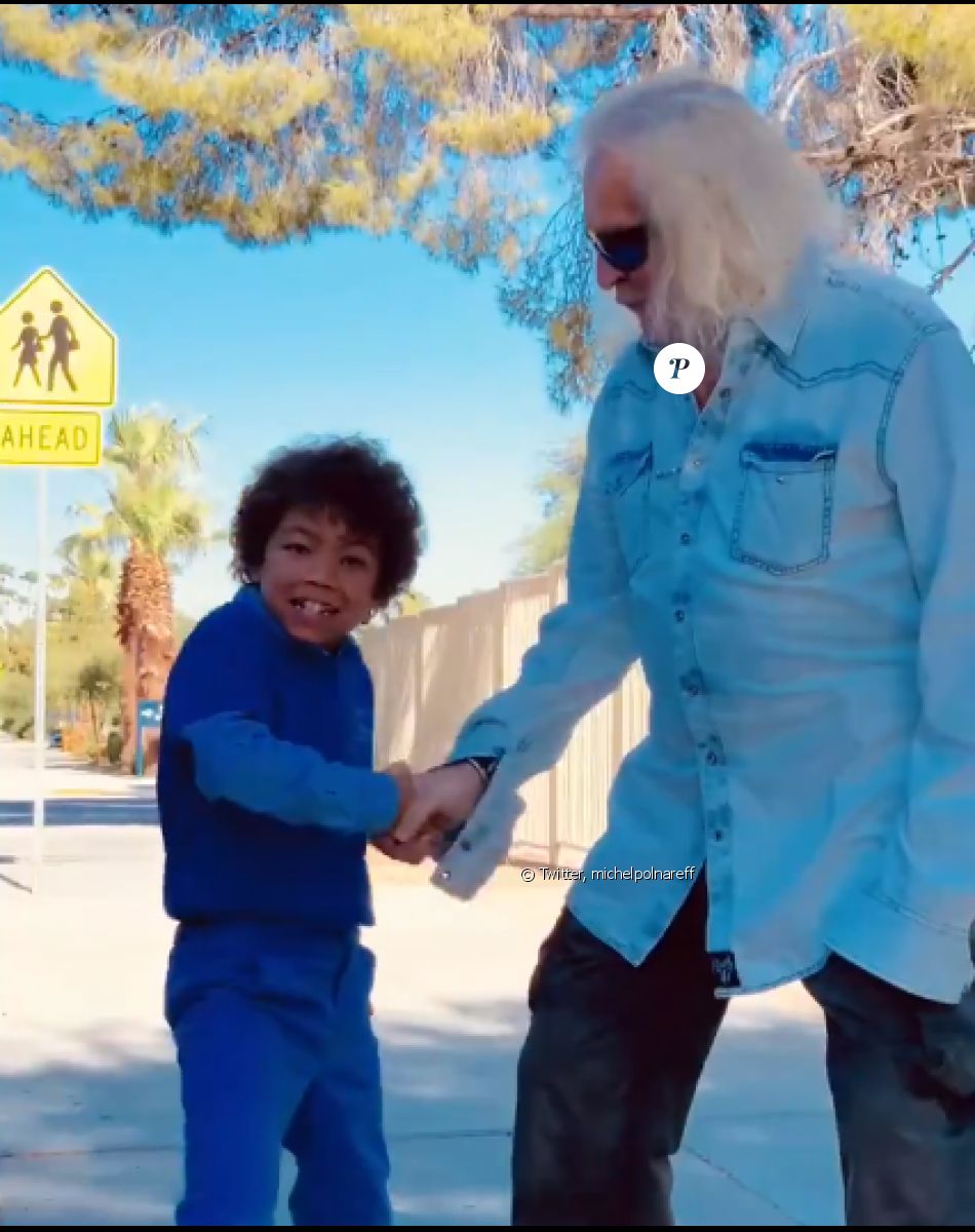 Michel Polnareff a partagé cette photo de lui et de son fils Louka, à Los Angeles, le 19 août 2019 sur Twitter.