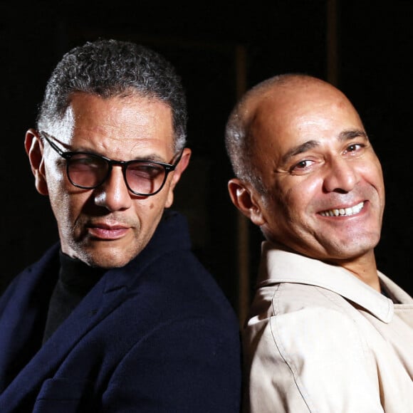 Roschdy Zem, acteur, réalisateur et son frère Mustapha Zem, écrivain - Rendez-vous avec les acteurs du film "Les Miens" à Lille le 7 novembre 2022. © Claude Dubourg / Bestimage