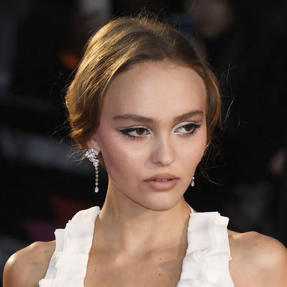 Lily-Rose Depp à la première du film Netflix's "The King" lors de la 63ème édition du festival BFI du film de Londres au cinéma Odeon Luxe Leicester Square à Londres, Royaume Uni.