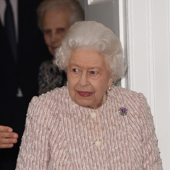 La reine Elisabeth II d'Angleterre lors de la remise de prix Chatham House Prize 2019 à Londres le 20 novembre 2019. 