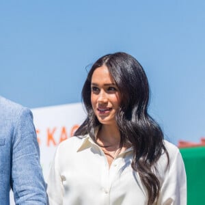 Le prince Harry, duc de Sussex, et Meghan Markle, duchesse de Sussex, visite l'association "Yes" (Youth Employment Service) qui oeuvre pour résoudre le problème du chômage des jeunes en Afrique du Sud. Johannesburg, le 2 octobre 2019. 