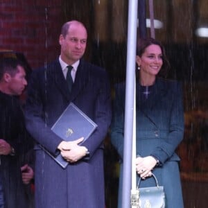 Le prince William, prince de Galles, et Catherine (Kate) Middleton, princesse de Galles, sont accueillis par la maire de Boston, Michelle Wu. Le couple royal n'était plus venu aux Etats-Unis depuis 2014. 