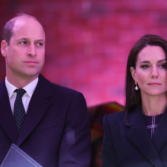 Le prince de Galles William et Kate Catherine Middleton, princesse de Galles, lors de l'illumination de l'Hôtel de Ville à l'occasion de la remise du prix "Earthshot Prize Awards" à Boston. Le 30 novembre 2022 