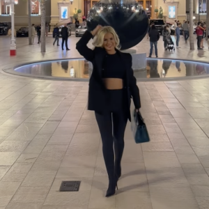 Carla Moreau révèle avoir perdu 10 kilos - Instagram